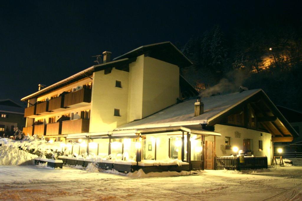 Residence Elga Valdisotto Luaran gambar