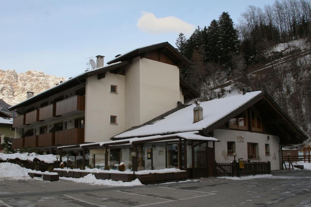 Residence Elga Valdisotto Luaran gambar